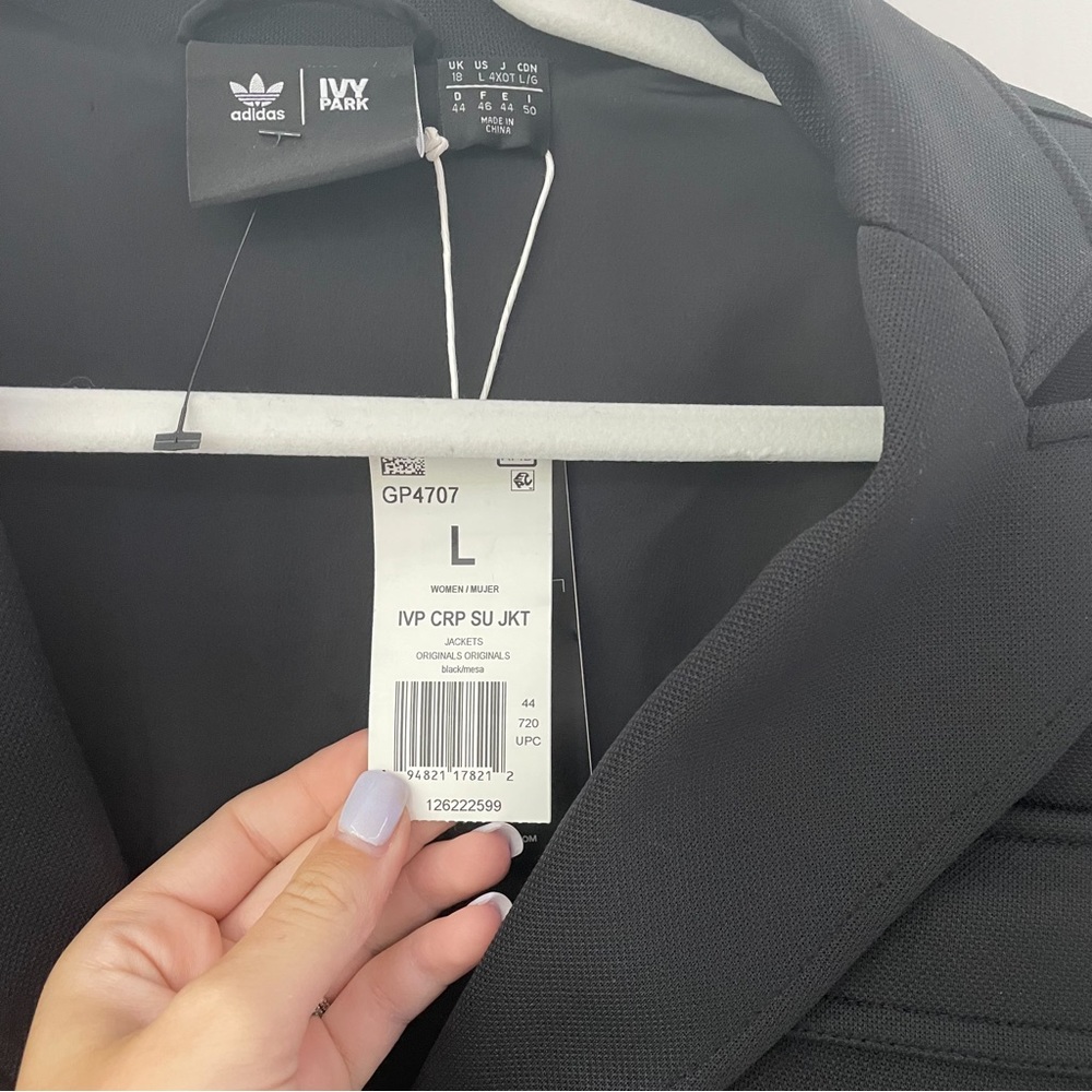 NEW Adidas X Ivy Park Cropped Suit Jacket - Picture 4 of 8